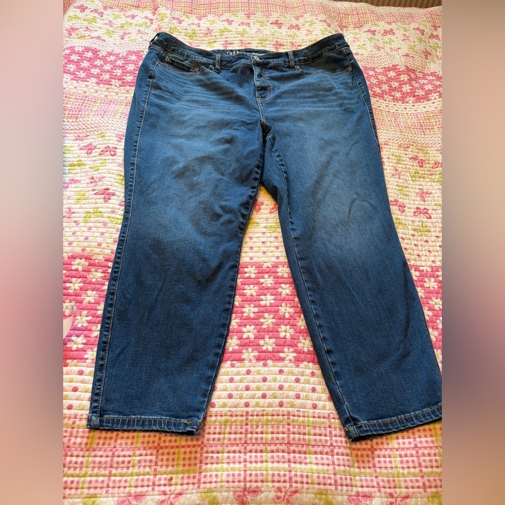Torrid Trio Fit Skinny Denim Crop Pants-Size 22R-Limitless Stretch